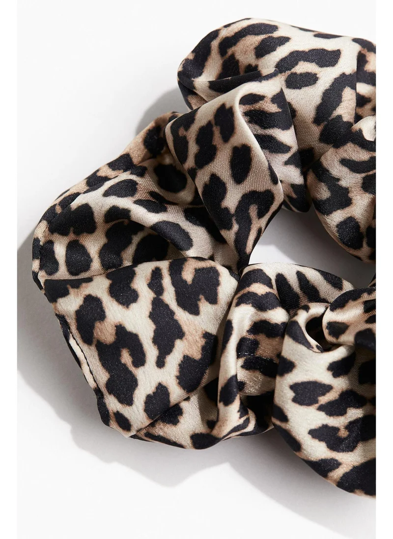 H&M Large scrunchie