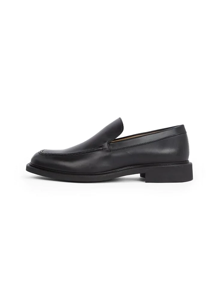 CALVIN KLEIN SQUARE MOCCASIN