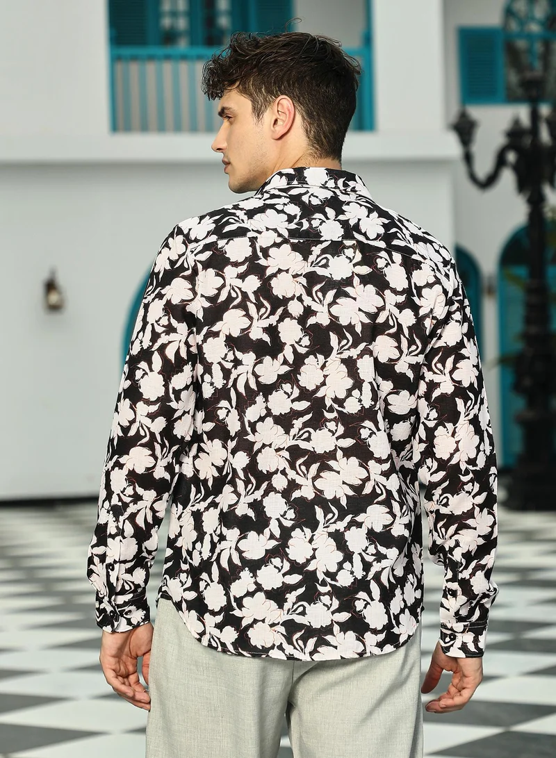 Campus Sutra Men's Midnight Black & Daisy White Everbloom Regular Shirt