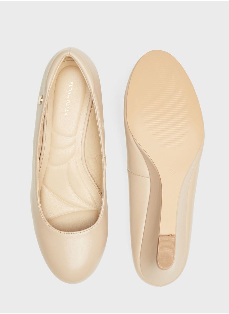 shoexpress - Wedge Heel Pumps - Image 1