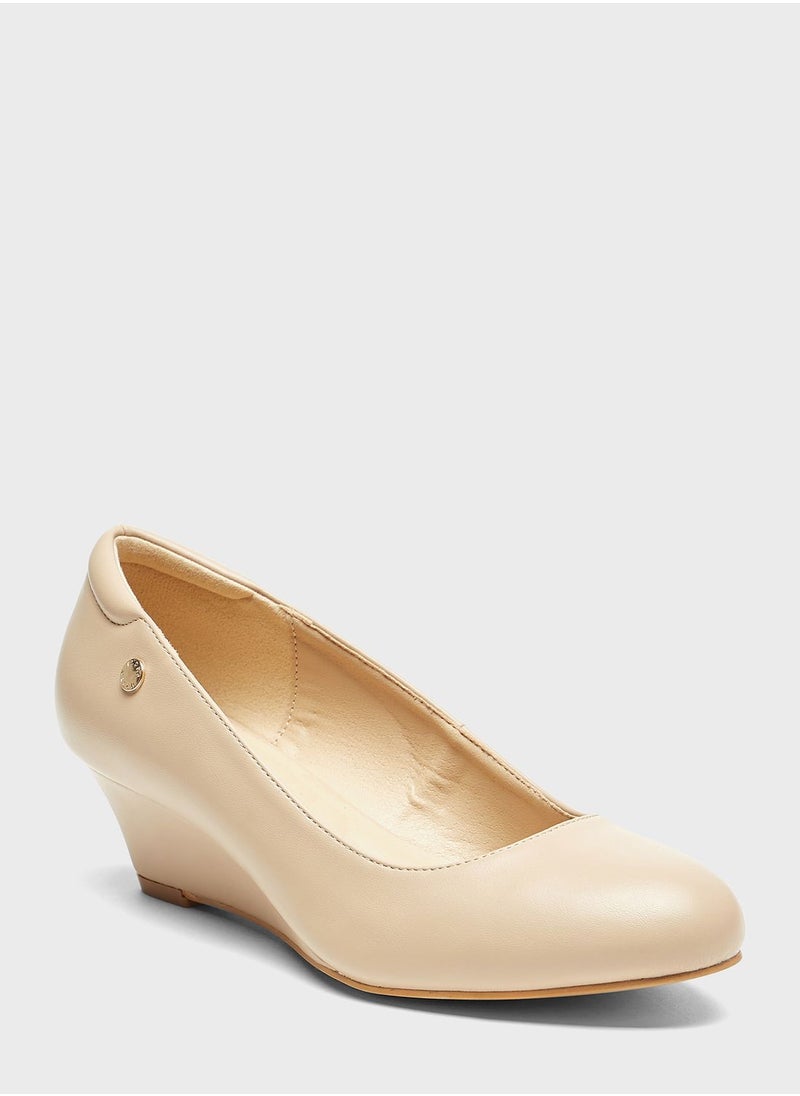 shoexpress - Wedge Heel Pumps - Image 1