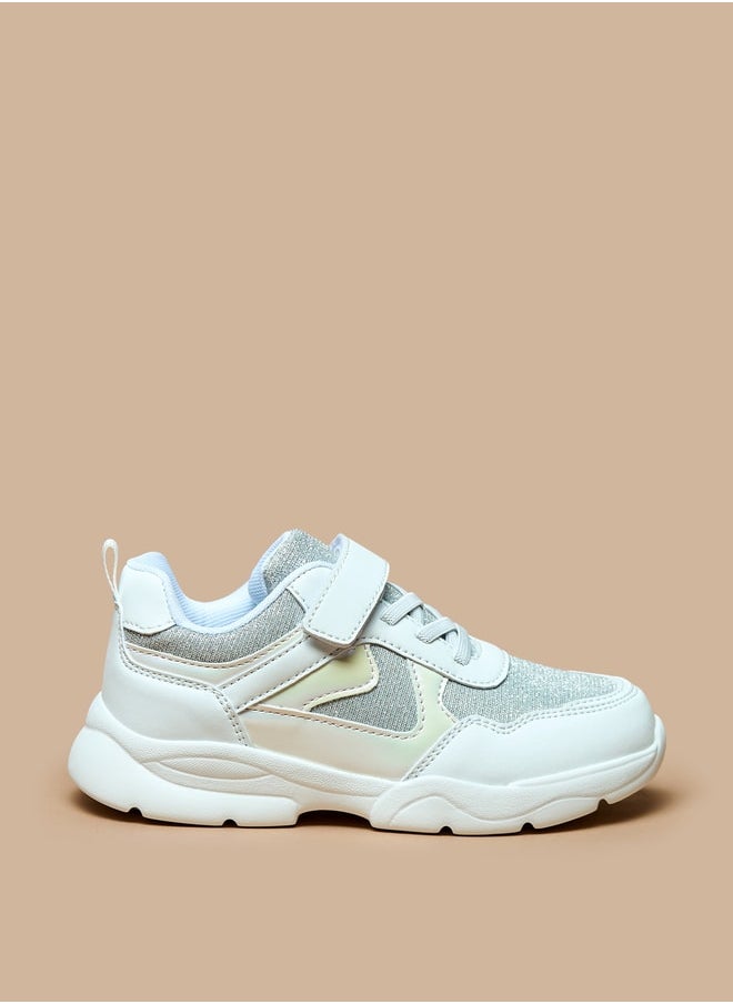 Flora Bella By Shoexpress حذاء رياضي للبنات بنقشة مميزة مع إغلاق بخطاف وحلقة  - Image 1