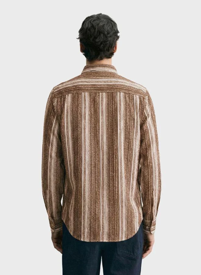 The Indian Garage Co Men Slim Fit Checked Round Neck Full Sleeves Shirt