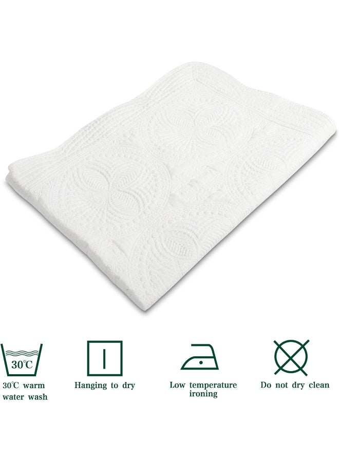 MONOBLANKS MONOBLANKS Cotton Baby Quilt Personalized Monogram Lightweight Embossed Scalloped Throw Blanket Four Seasons (White)  - Image 3