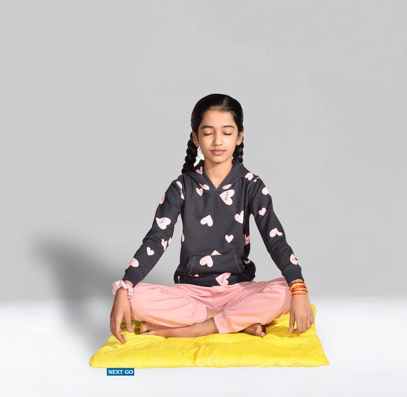 NEXTGO Floor Mat Puja Aasan 2Feet x 2Feet | Velvet Makhmal Fabric Microfiber Filling Floor Aasan for Dinner, Puja, Meditation, Garden, Yoga Mat for Home Office Ghar | Pack of 1 Lemon Yellow - Image 5