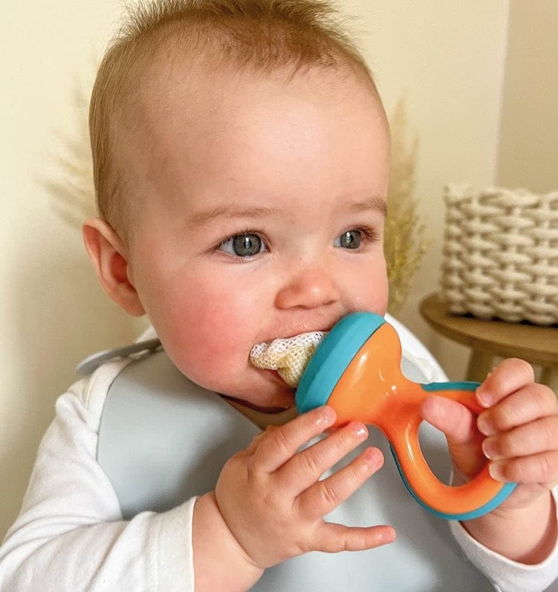 Nuby Nibbler Mesh First Soft Foods Feeder, 2pk, Colors May Vary - Image 5