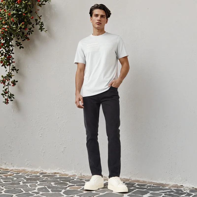 سبلاش فيڤ تيشيرت بياقة دائرية وطبعة حروف