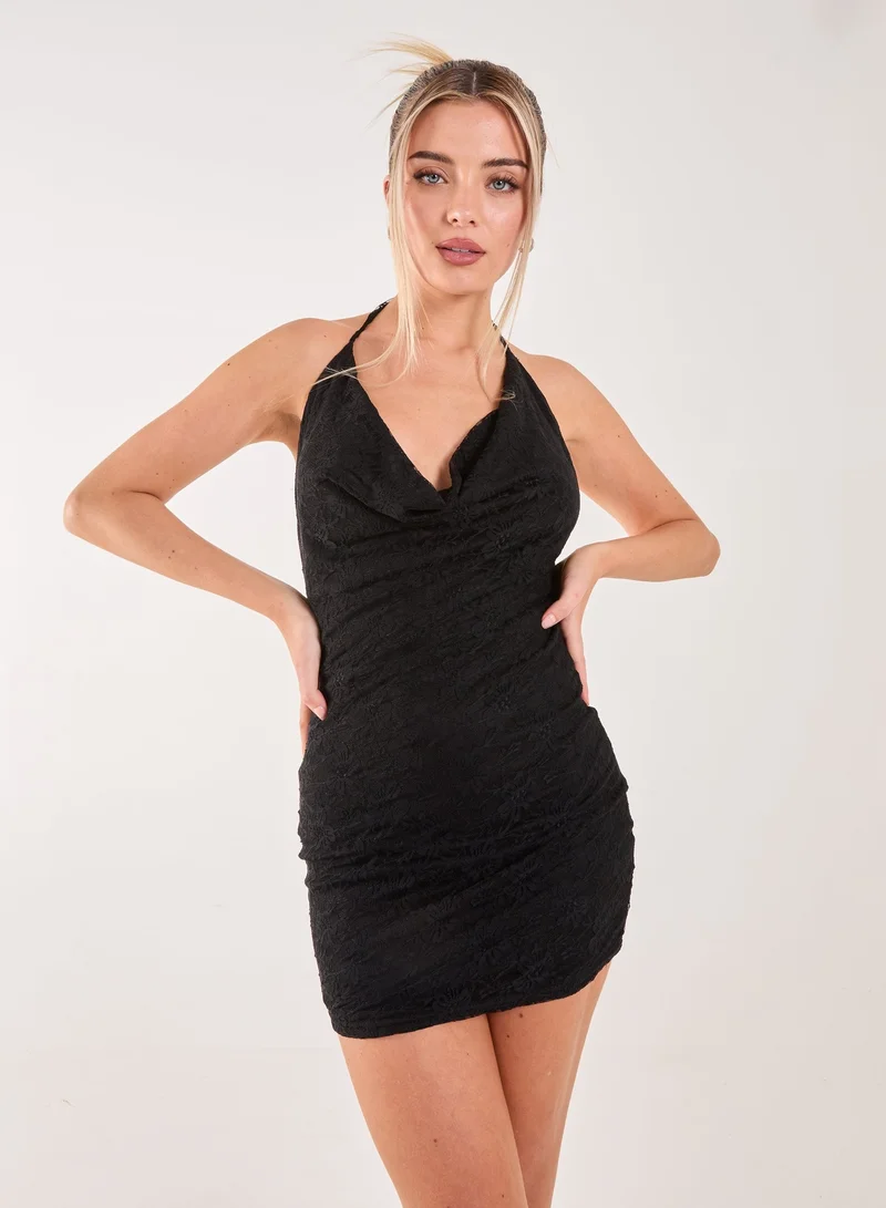 بينك فانيلا فستان قصير دانتيل بياقة ملتفة