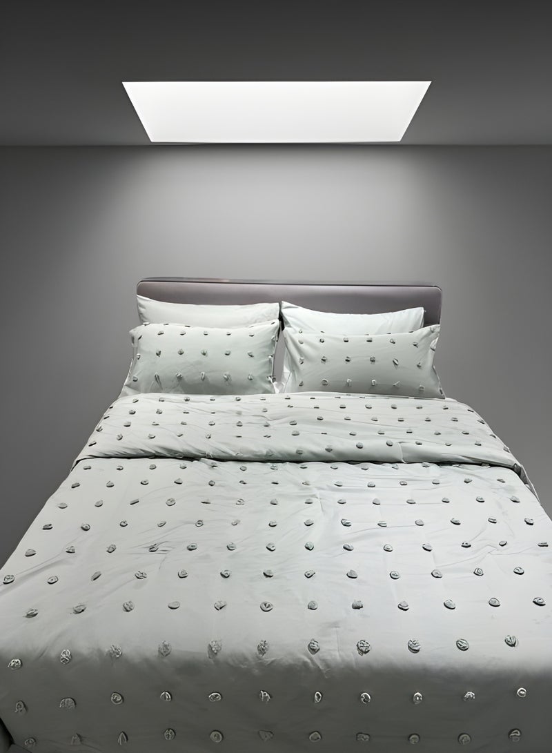 HOMETOPIA Hometopia 6-Piece King Size Comforter Bedding Set – Ultra-Soft Quilted Blanket 230×260 cm with Deep Fitted Sheet 200×200+30 cm & 4 Pillow Covers 50×75 cm – Breathable, Hypoallergenic, All-Season Microfiber Bed Set with Elegant Embossed Design for Double Bed, Hotel, Guestroom, Daily Use – Machine Washable & Fade-Resistant  - Image 2