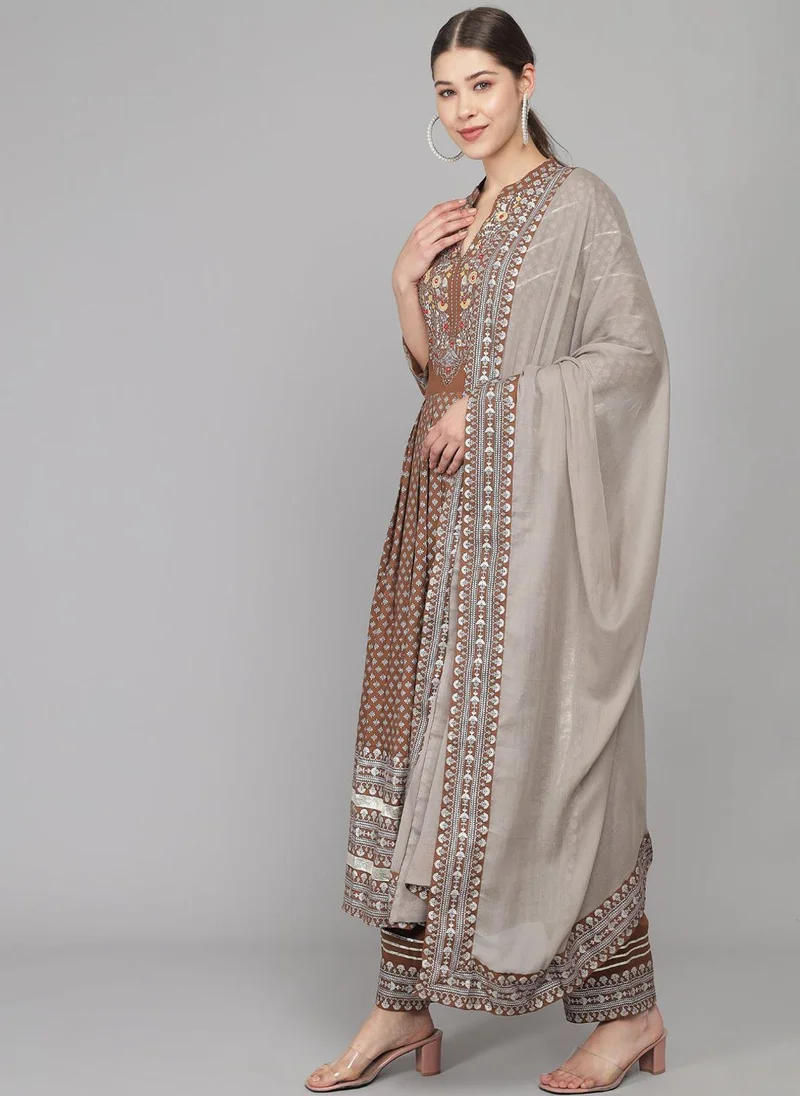 ZERESOUQ Brown Printed Pleated Kurta Set & Dupatta