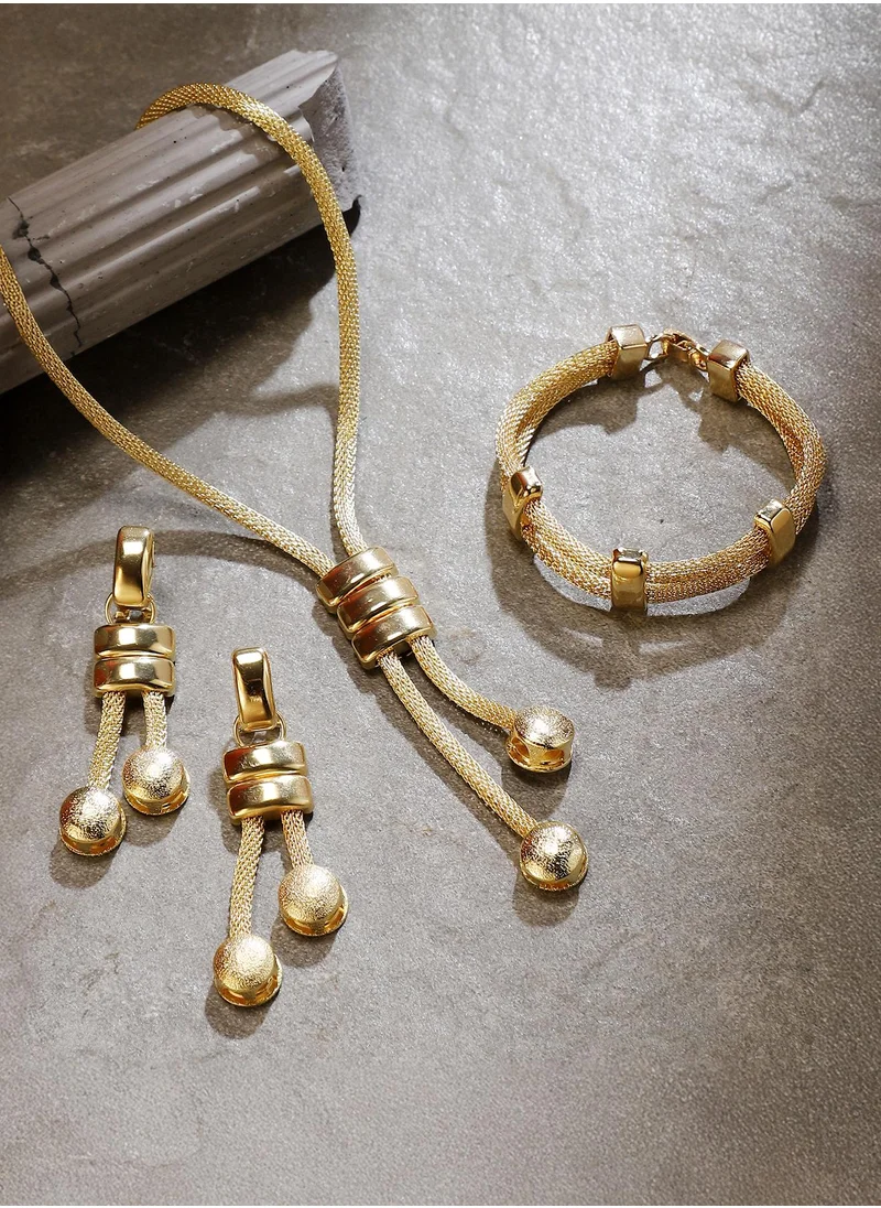 SOHI SOHI Women's The Tasseldrop Jewellery Set For Casual Wear | California Gold Colour | Alloy Material | Lobster Clasp Closure | MetallicJewellery Set | Jewellery Set For Women & Girls
