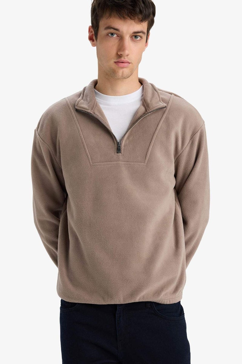 DeFacto Boxy Fit Printed Long Sleeve Sweatshirt - Image 1