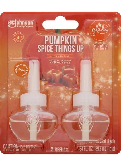 Glade Glade PlugIns Refills Air Freshener Scented and Essential Oils for Home and Bathroom Pumpkin Spice Things Up 134 Fl Oz 2 Count  - Image 2