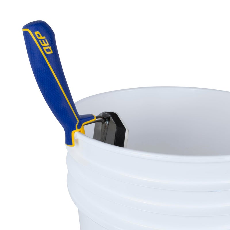 QEP 42117 6 in. x 2 in. Gum Rubber Margin Float with Comfort Grip Handle - Image 3