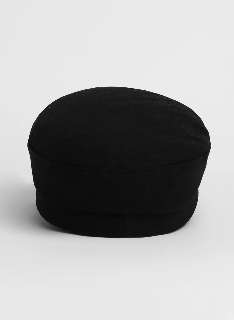 صوص هاوت Chain-Lined Breton Cap - Midnight Black