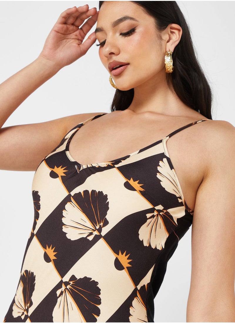 Never fully Dressed - V-Neck Strappy Dress - Image 1