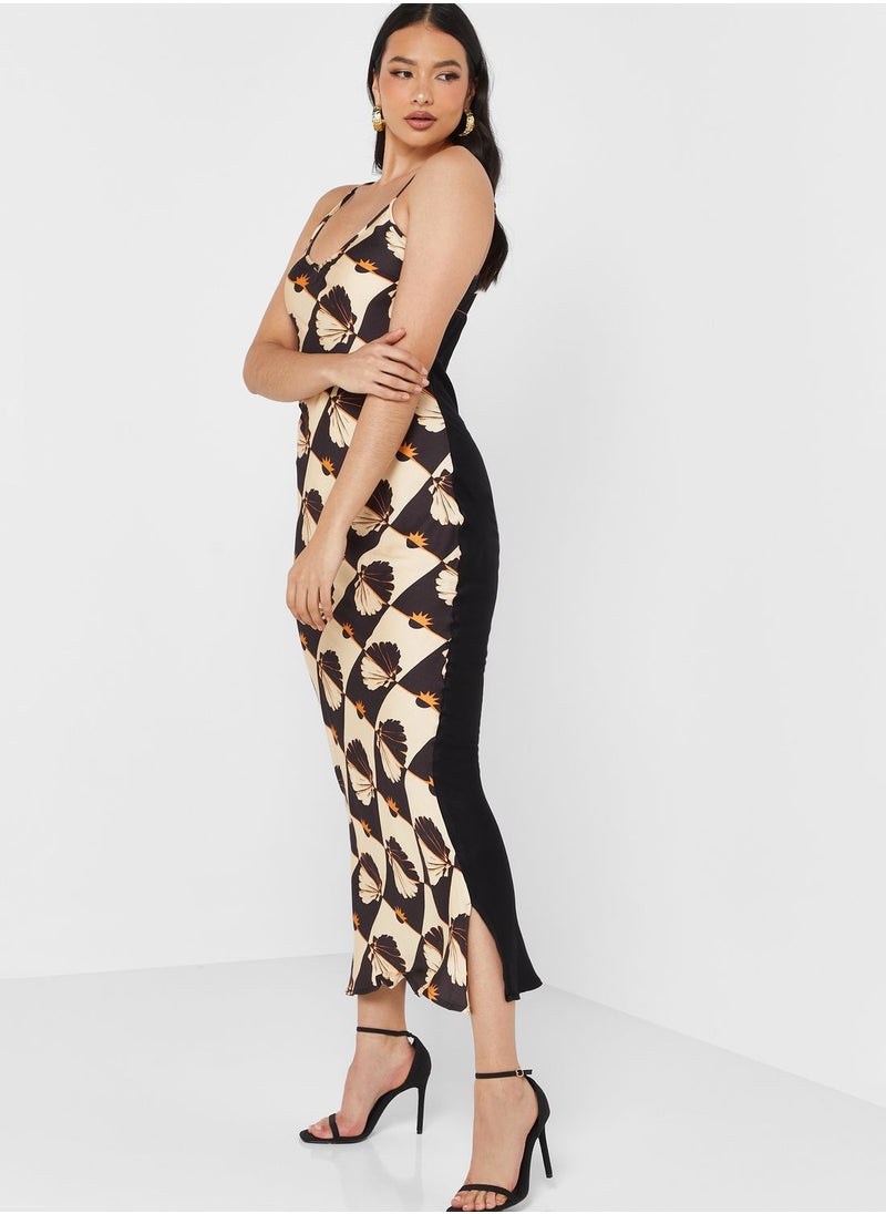 Never fully Dressed - V-Neck Strappy Dress - Image 1