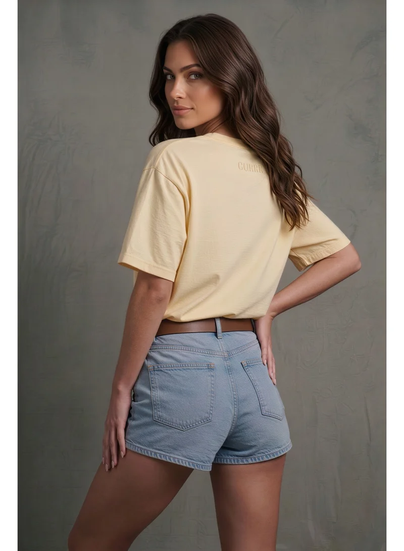 ملابس رياضية من كور Oversized Tee - Pale Yellow