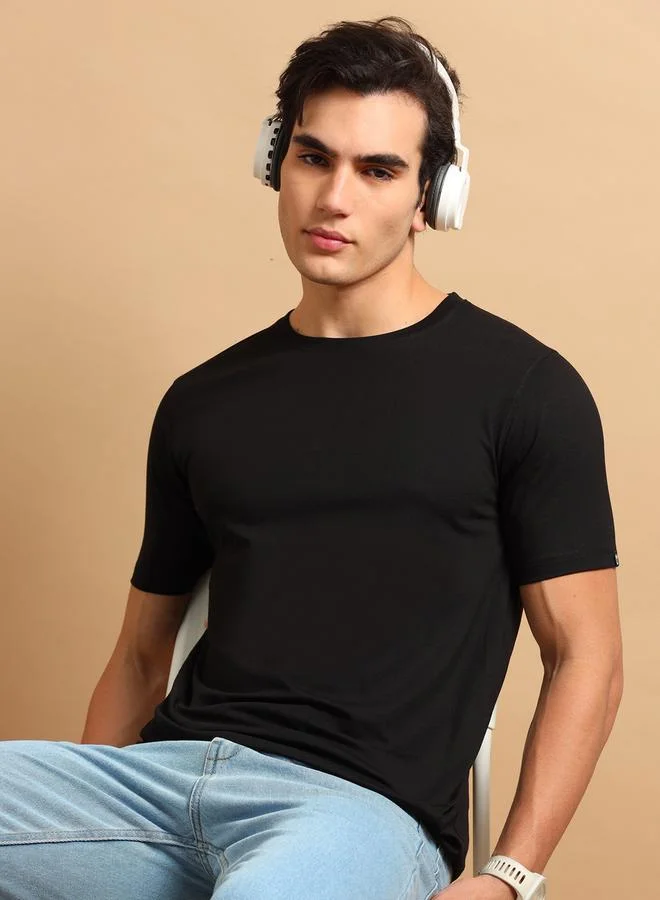 Bushirt Solid Round Neck Short Sleeve T-Shirt by Styli