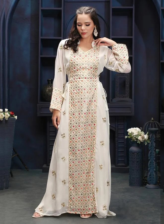 مكسيم كريشن جلابية مطرزة بتفاصيل مرايا