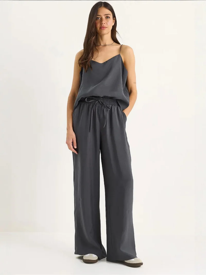 Bianco Lucci LUCCI V-Neck Long Sleeve Two-Piece Coord Set