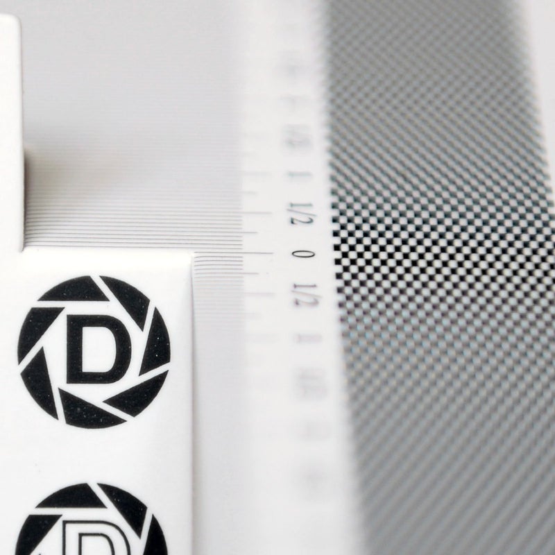 DSLRKIT Lens Focus Calibration Tool Alignment Ruler Folding Card(Pack of 2) - Image 4