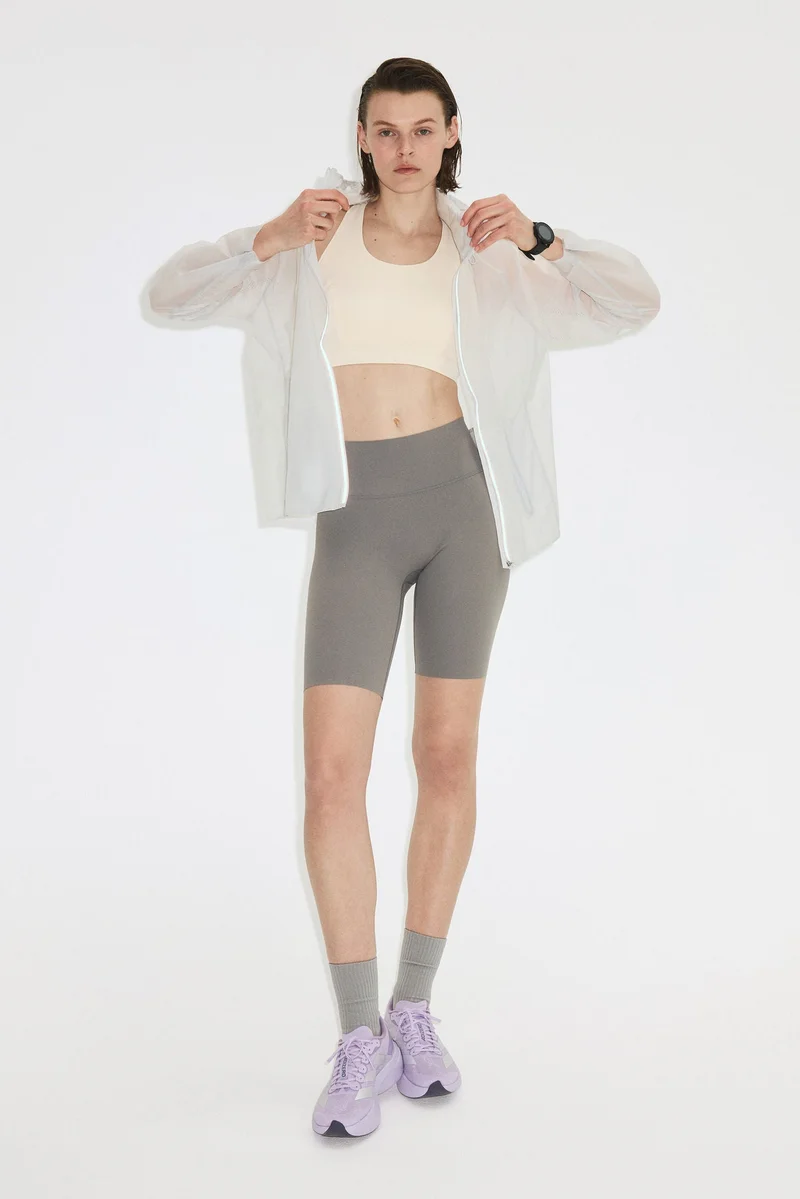 H&M Medium Support Sports bra with DryMove™