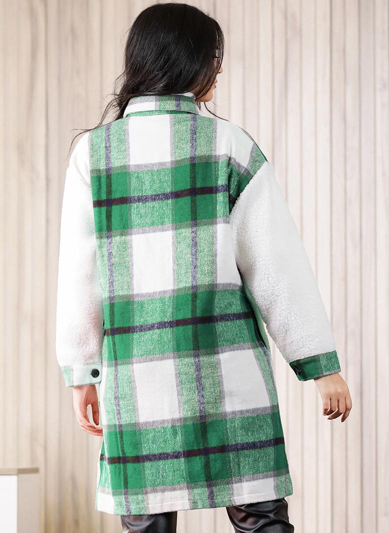 فرايديين كاجول طوق متقلب تباين اللون منقوش ازرار جيب كم القميص معطف اخضر - Image 2