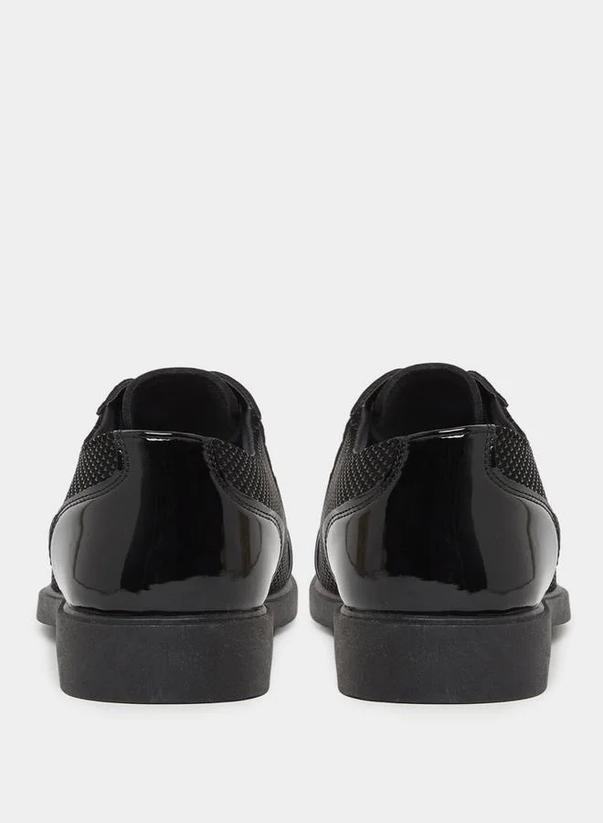 Styli Textured Almond Toe Lace Up Derby Shoes