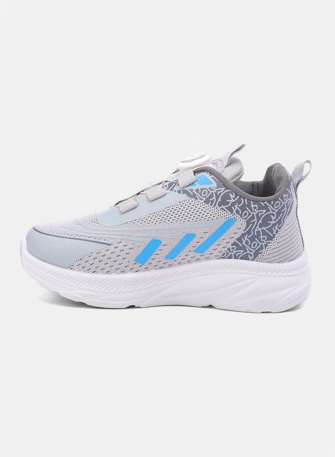 Leather Fashionable Low Top Sneakers  - Image 4