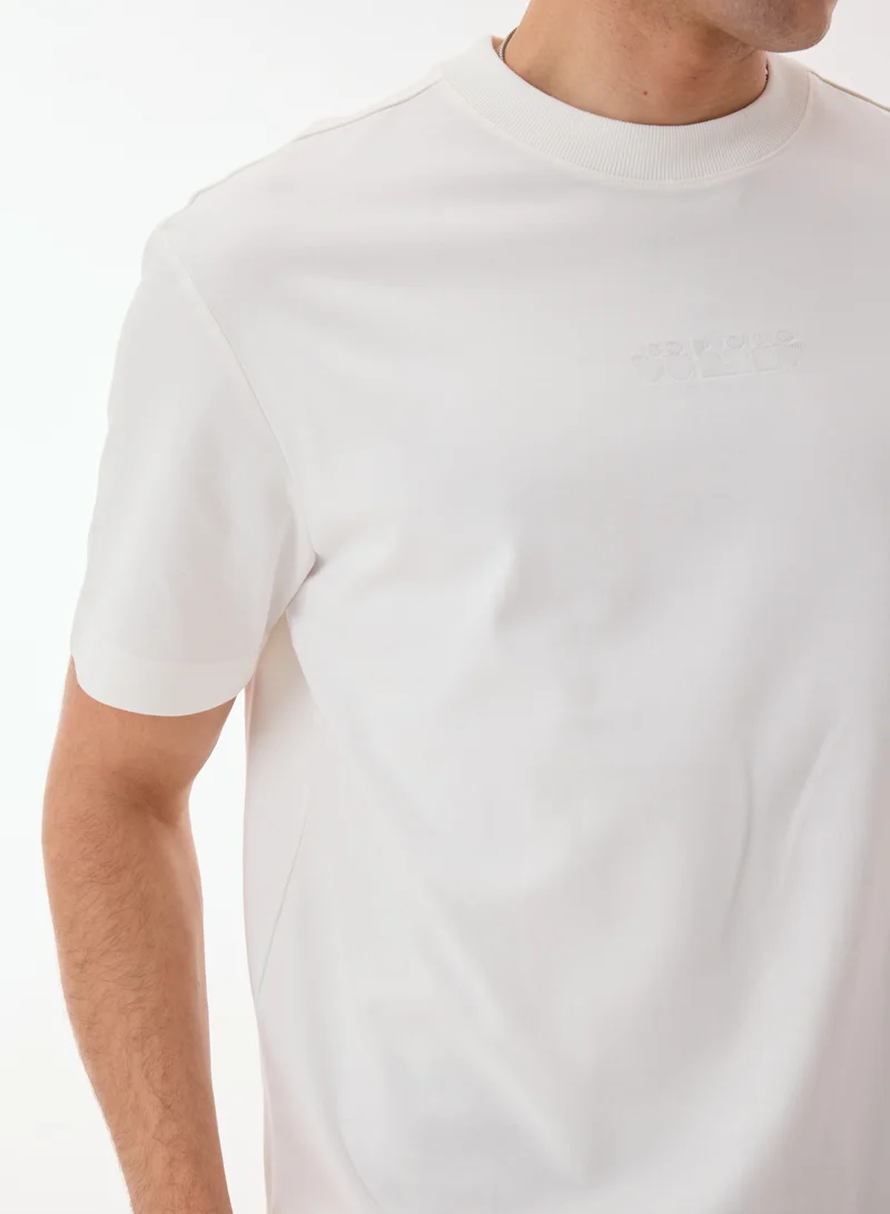 أشيتا فرنانديز Adrian Men’s White Cotton Blend T-Shirt – Fitted Round Neck Half Sleeve Slip-On Casual Wear