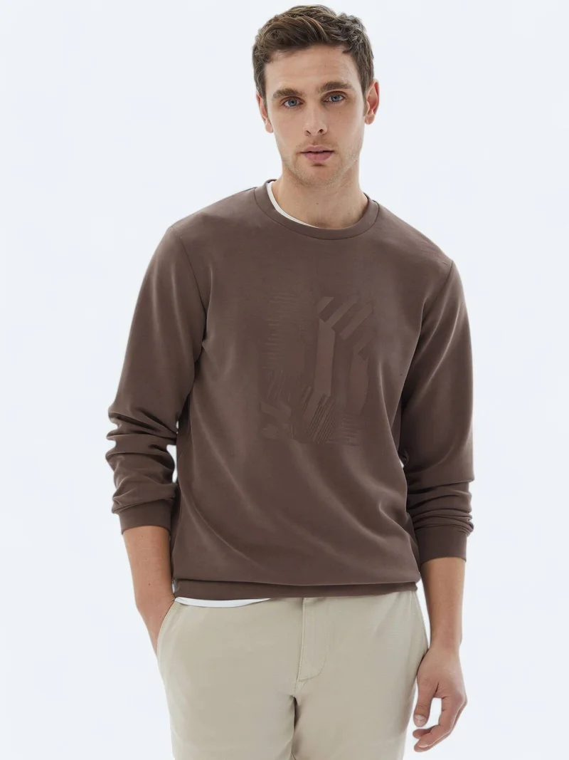 Kip Brown Crew Neck Printed Sweatshirt