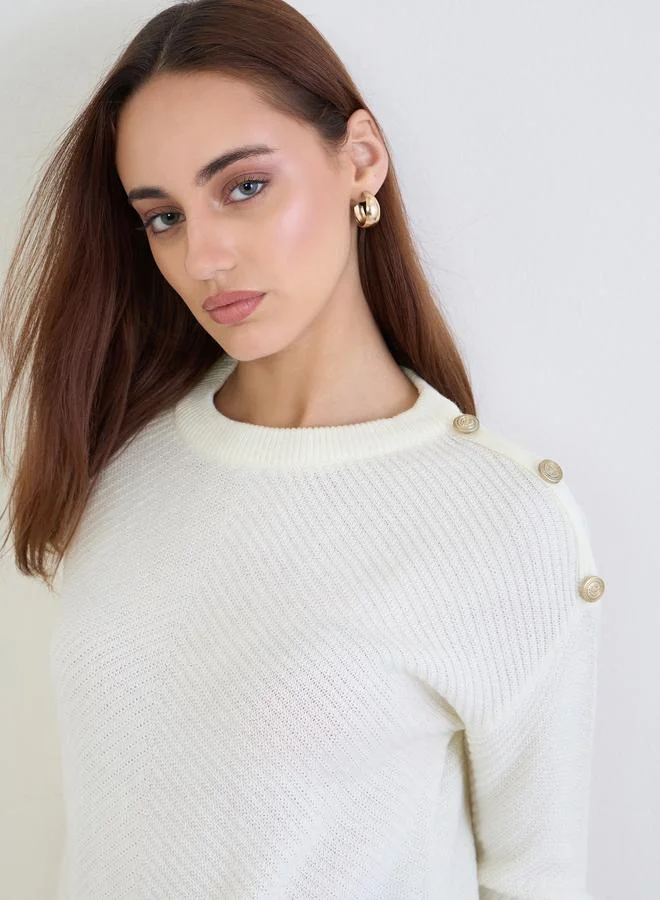 ستايلي سويتر بتفاصيل أزرار على الكتف