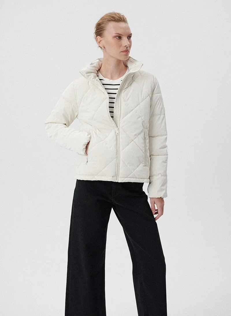 MAVI DIAMOND QUILTING JACKET Antique White