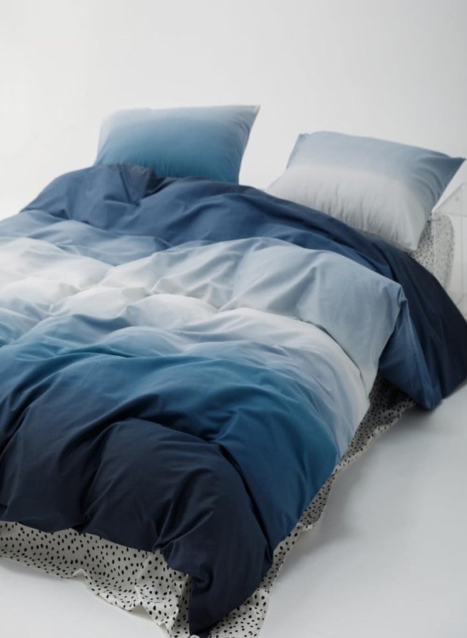 BlueBlue مجموعة أغطية لحاف أطفال زرقاء زرقاء كوين 100% قطن للفتيان والفتيات والمراهقين من الأزرق الداكن إلى الأبيض تغيير 1 غطاء لحاف كامل 2 غطاء وسادة، كوين - Image 2