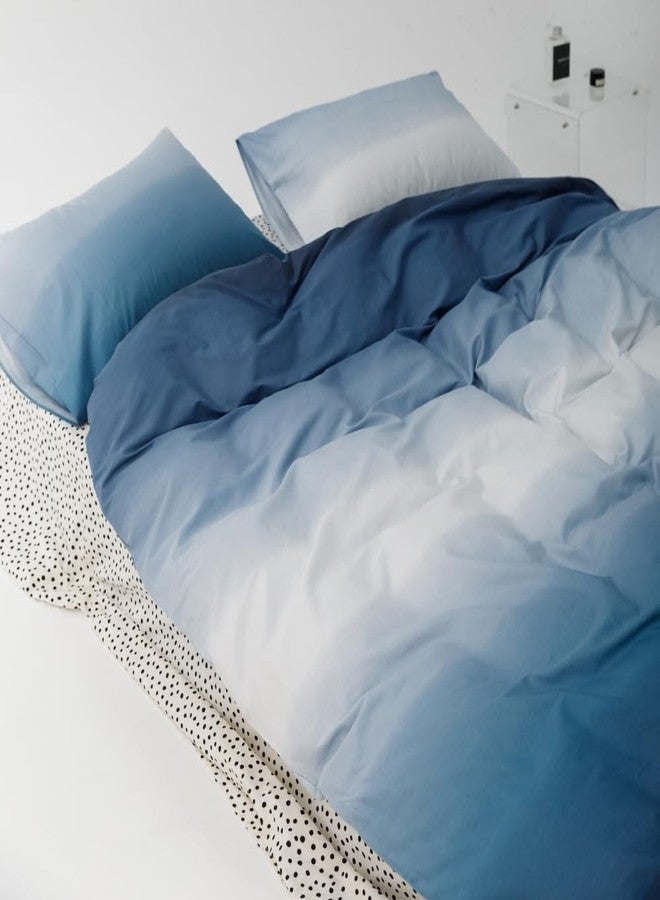 BlueBlue مجموعة أغطية لحاف أطفال زرقاء زرقاء كوين 100% قطن للفتيان والفتيات والمراهقين من الأزرق الداكن إلى الأبيض تغيير 1 غطاء لحاف كامل 2 غطاء وسادة، كوين - Image 3