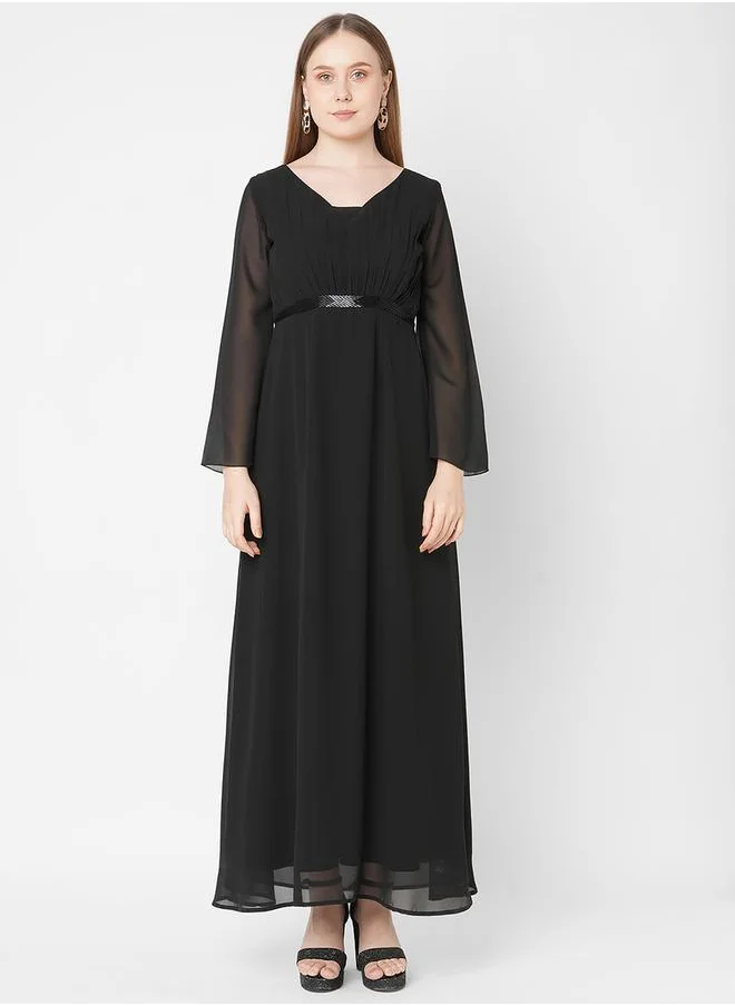 ميش Embellished Waistband Gathered Detail Maxi Dress