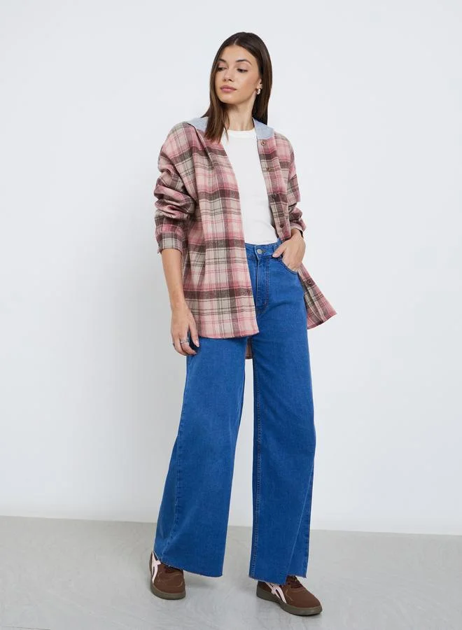 ستايلي جاكيت قميص واسع من الفلانيل بنقشة مربعات وغطاء رأس