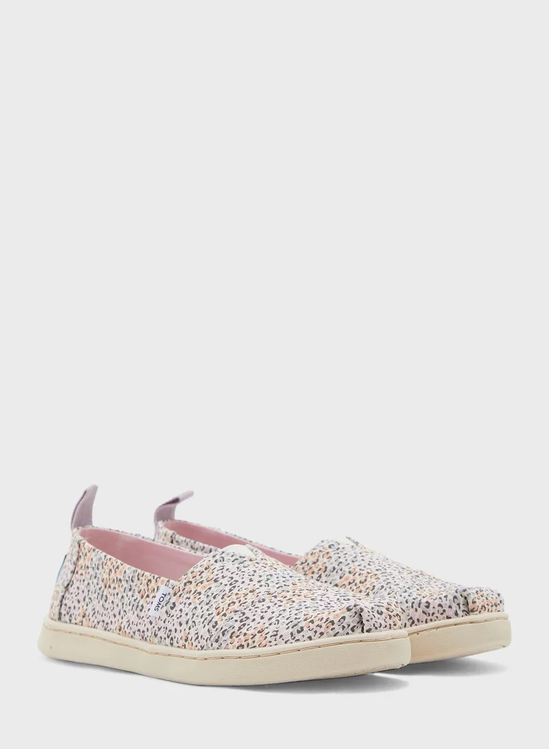TOMS Kids Leopard  Print Slip Ons