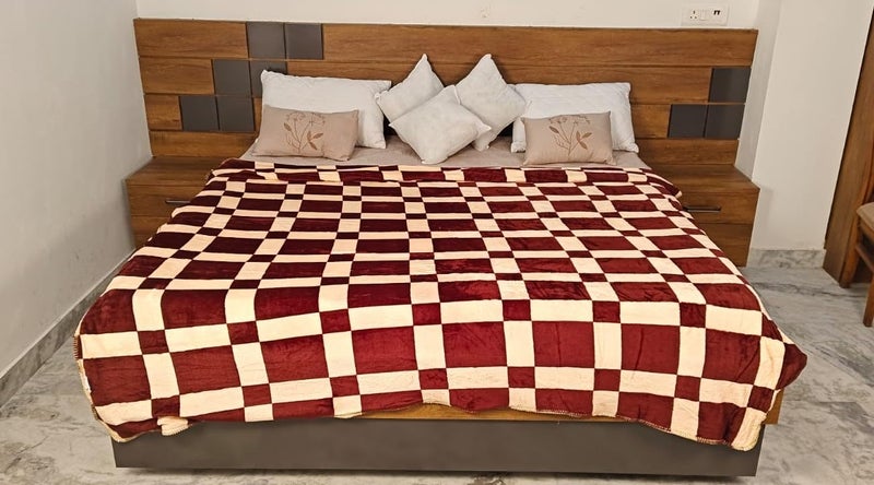 OOA OOA Flannel Double Bed DoharDuvetQuiltBlanket Cover with Zipper 90x100 Inch Brown Offwhite can be Used as AC Blanket  - Image 5