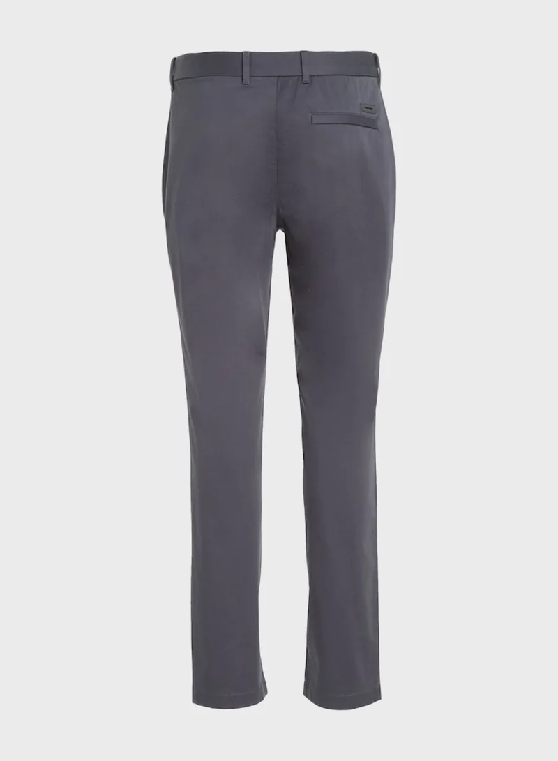 CALVIN KLEIN Essential Chinos
