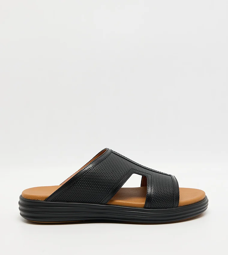 Textured Arabic Sandals