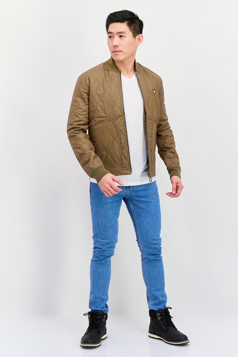 Lyle & Scott جاكيت بافر مبطن بشعار العلامة التجارية للرجال، زيتوني - Image 2