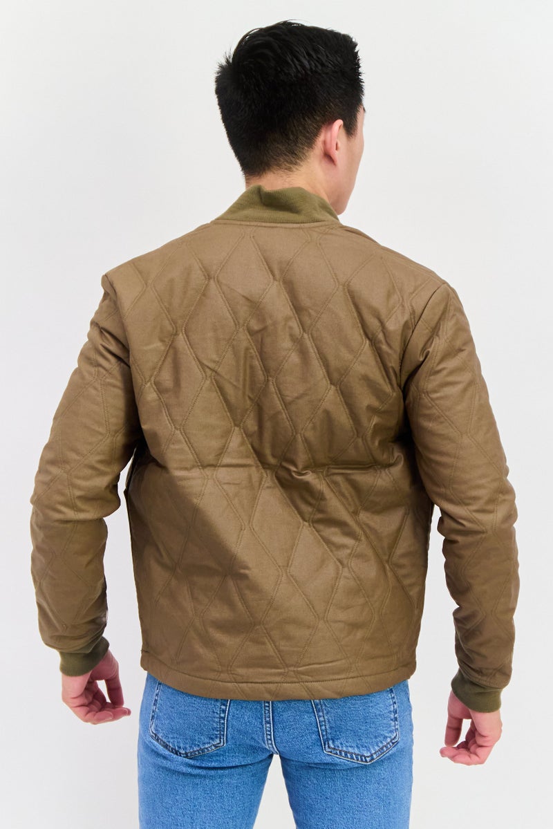 Lyle & Scott جاكيت بافر مبطن بشعار العلامة التجارية للرجال، زيتوني - Image 4