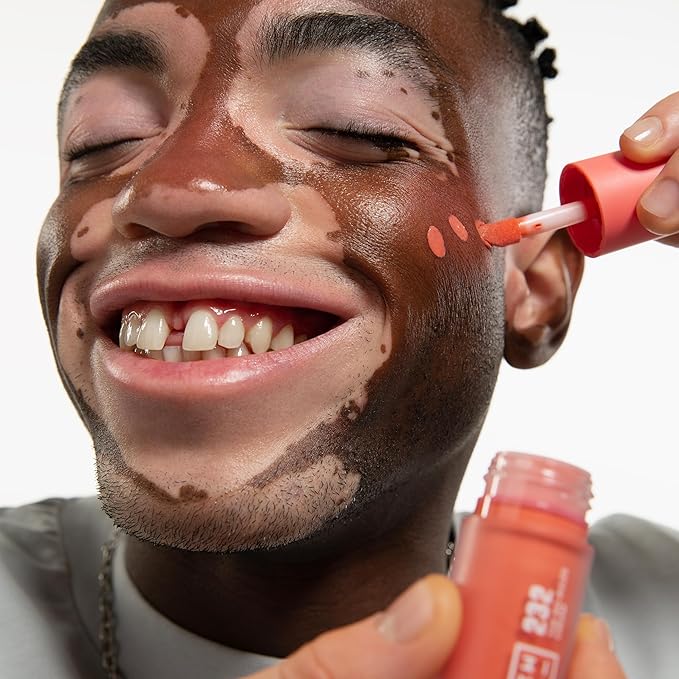 3INA MAKEUP The NoRules Cream Highlighter 512 Liquid Highlighter Pearly gold for Eyes Lips Cheeks w Sweet Almond Oil - Image 2