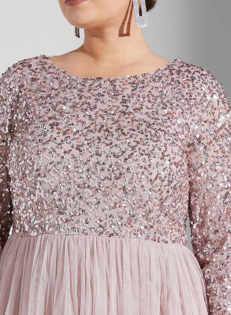 Maya Plus Sequin Detail Pleated Dress