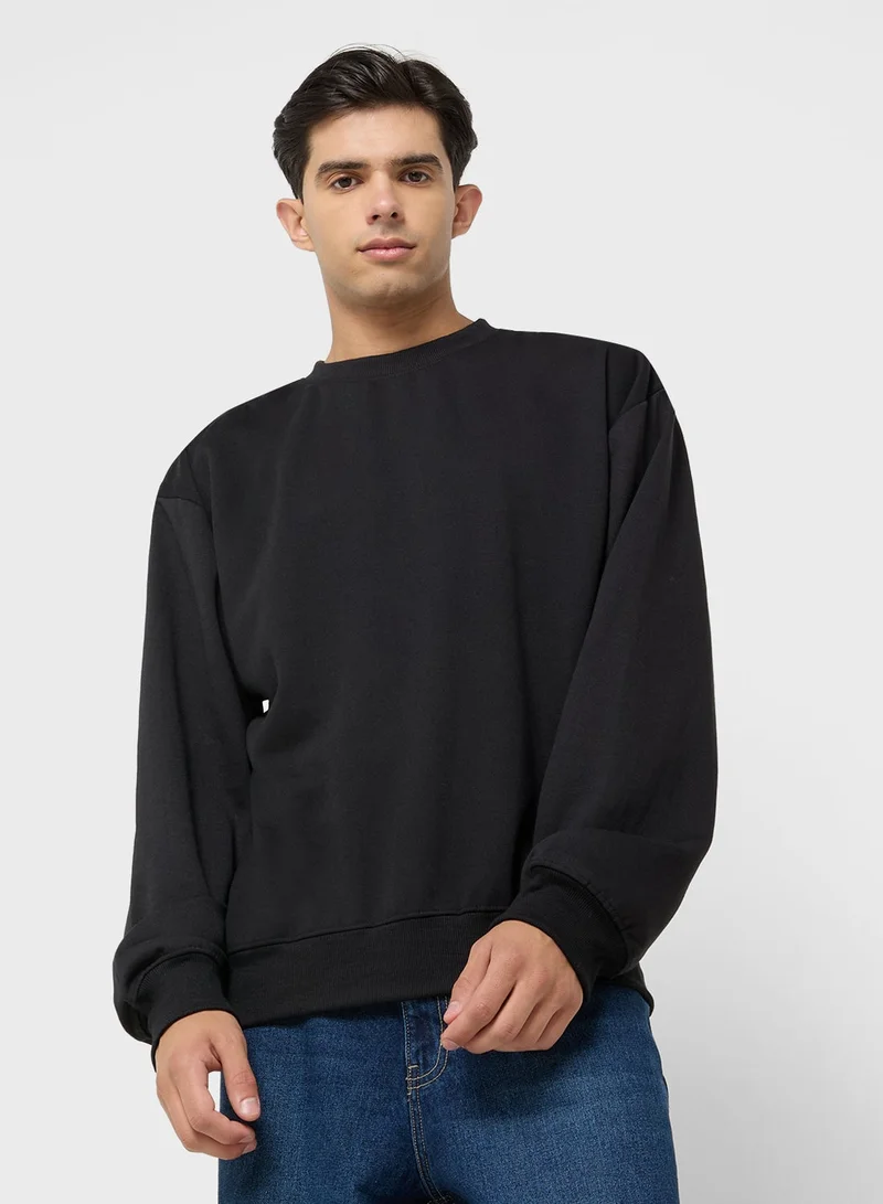 Oversized Basic Sweatshirt