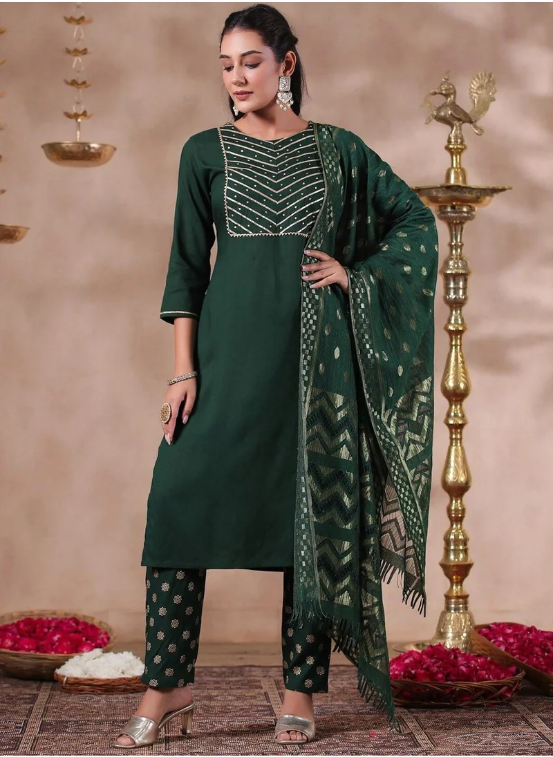 آي شين Women'S Ethnic Wear Bottle Green Straight Rayon Kurta Set W Dupatta