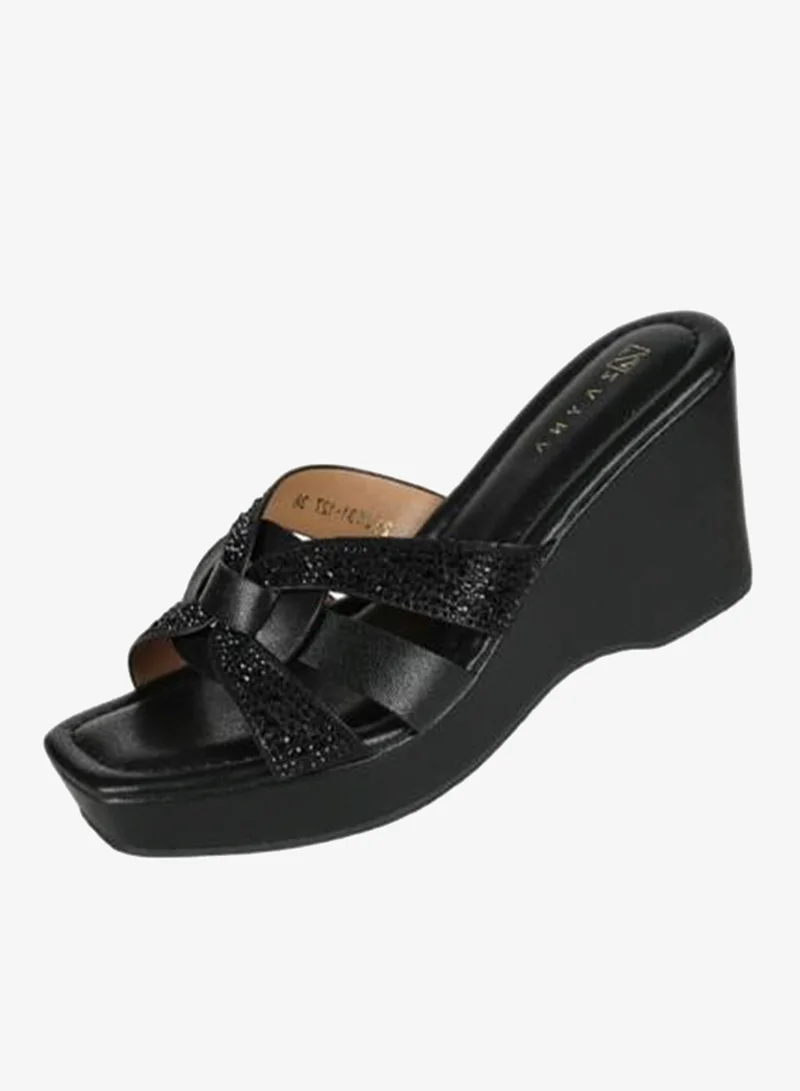 زينة صنادل نسائية بكعب ويدج زينا