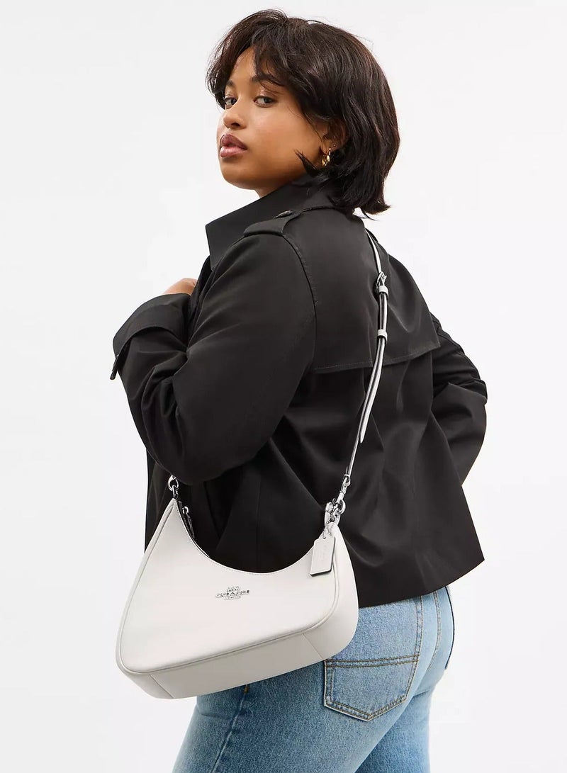 كوتش اوت ليت حقيبة كتف كوتش تيري تويستد، حقيبة كروس نسائية، حقيبة هوبو نسائية، حقيبة يد نسائية، حقيبة سفر نسائية، 26 سم - بيضاء - Image 3